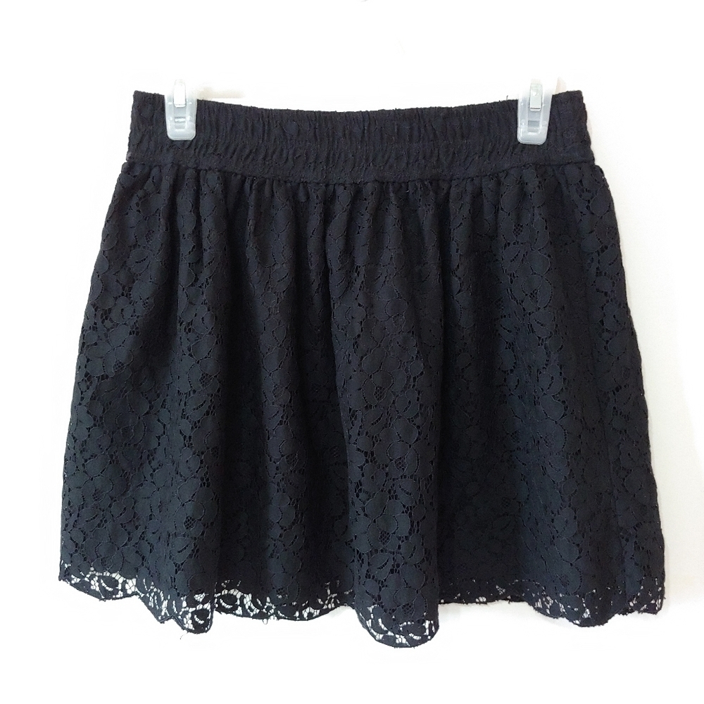 Aritzia Talula Wendy Black Lace Skirt